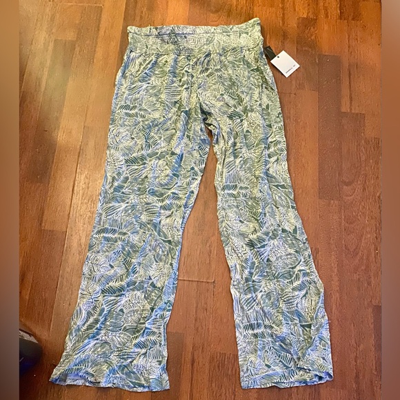 O'Neill Pants - NWT O’Neill green/white boho wide leg pants size XXL